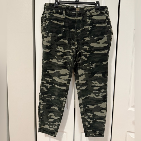 Anthropologie Pilcro High Rise Camo Skinny Jeans (Size 16) - Picture 7 of 8